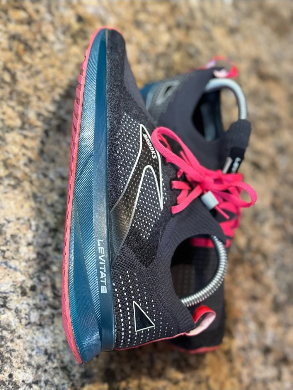 Brooks Levitate StealthFit 5 Shoes Women’s Size 8.5 Running Athletic 1203591B067